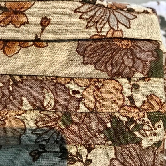 Pleated Cotton Handmade Floral Top - Picture 7 of 7